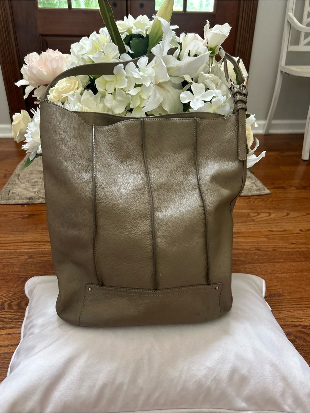 Kelsi Dagger Taupe Pebbled Leather Hobo Tote Shoulder Bag Adjustable Strap